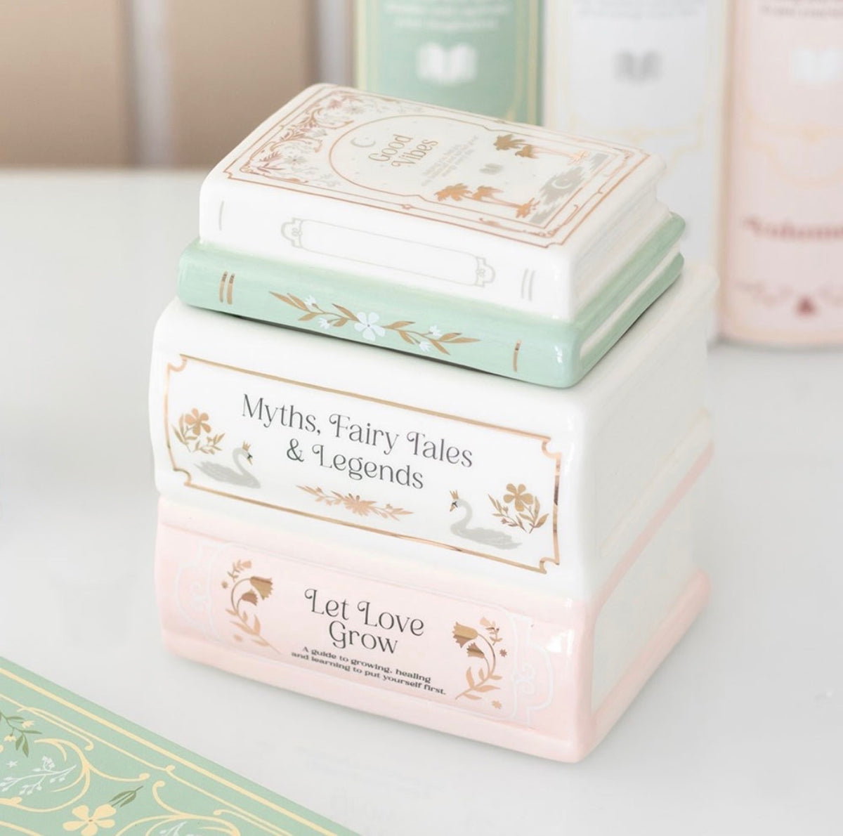 Bruleur à cire ~ Livres ✨