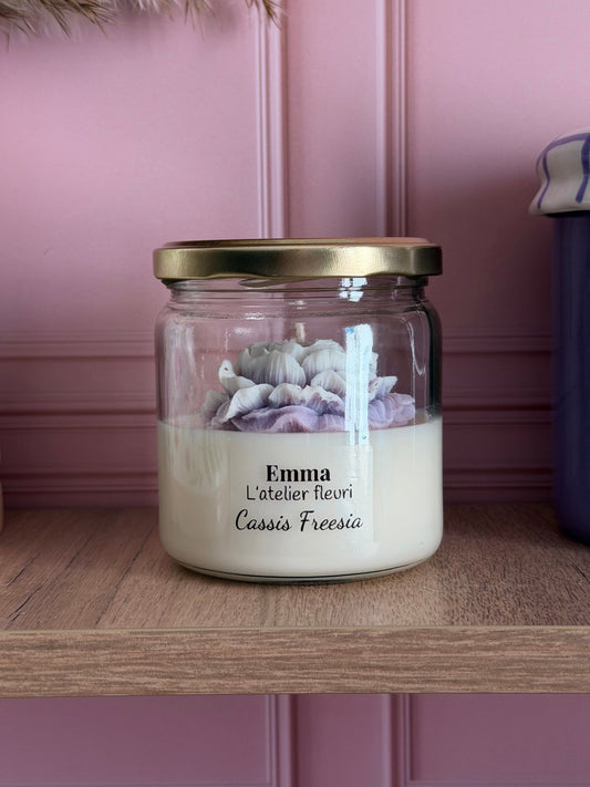 Bougie parfumée Cassis Freesia ~ Florale ~ 180G 💜